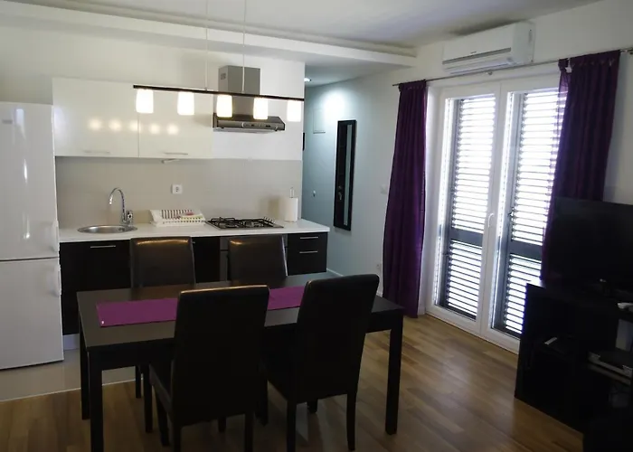 Santis10 아파트 바슈카