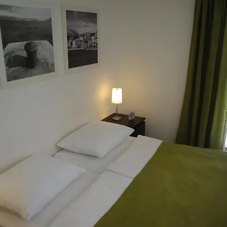 Santis10 Apartmán *